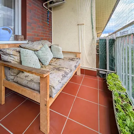 Daire Mosiezna Przystan Homely By Bookinghost *