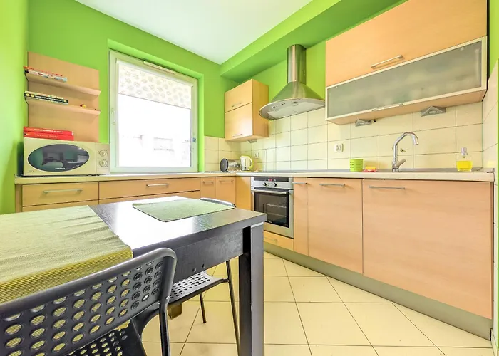 Mosiezna Przystan Homely By Bookinghost